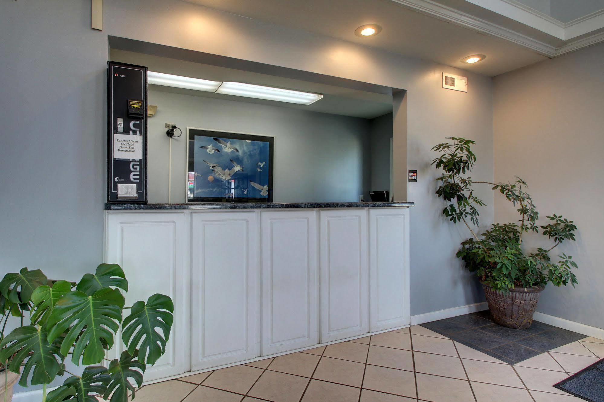 Key West Inn - Childersburg Εξωτερικό φωτογραφία