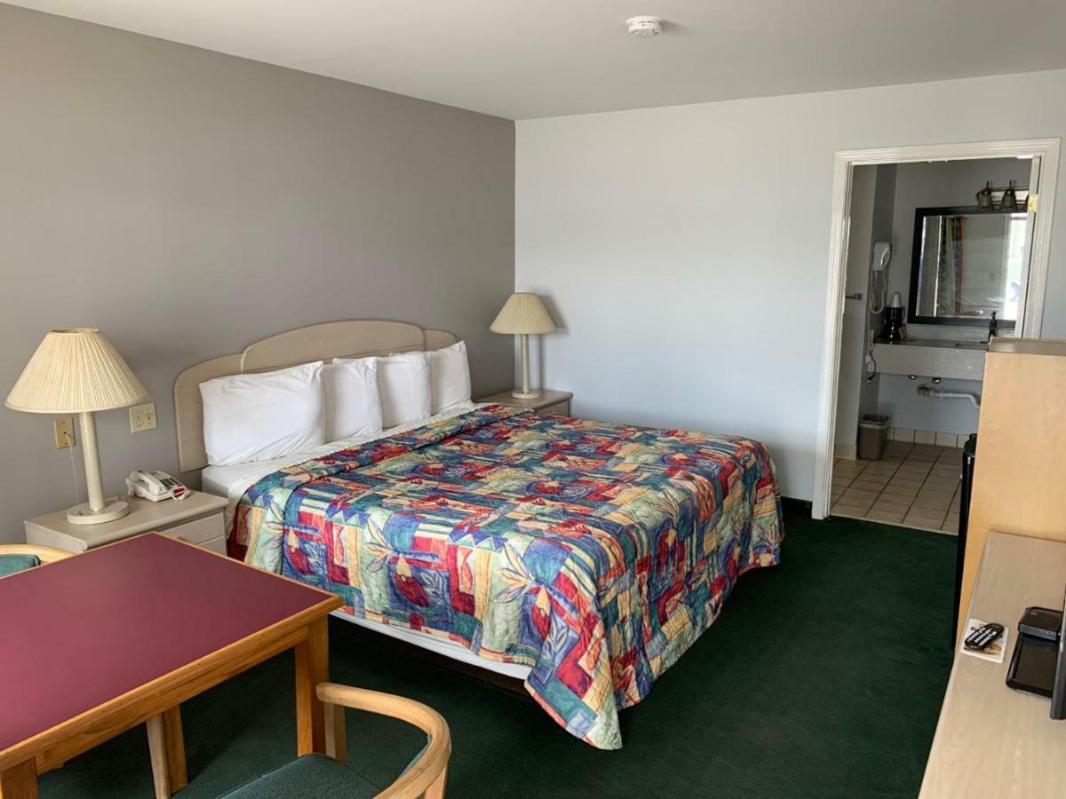 Key West Inn - Childersburg Εξωτερικό φωτογραφία